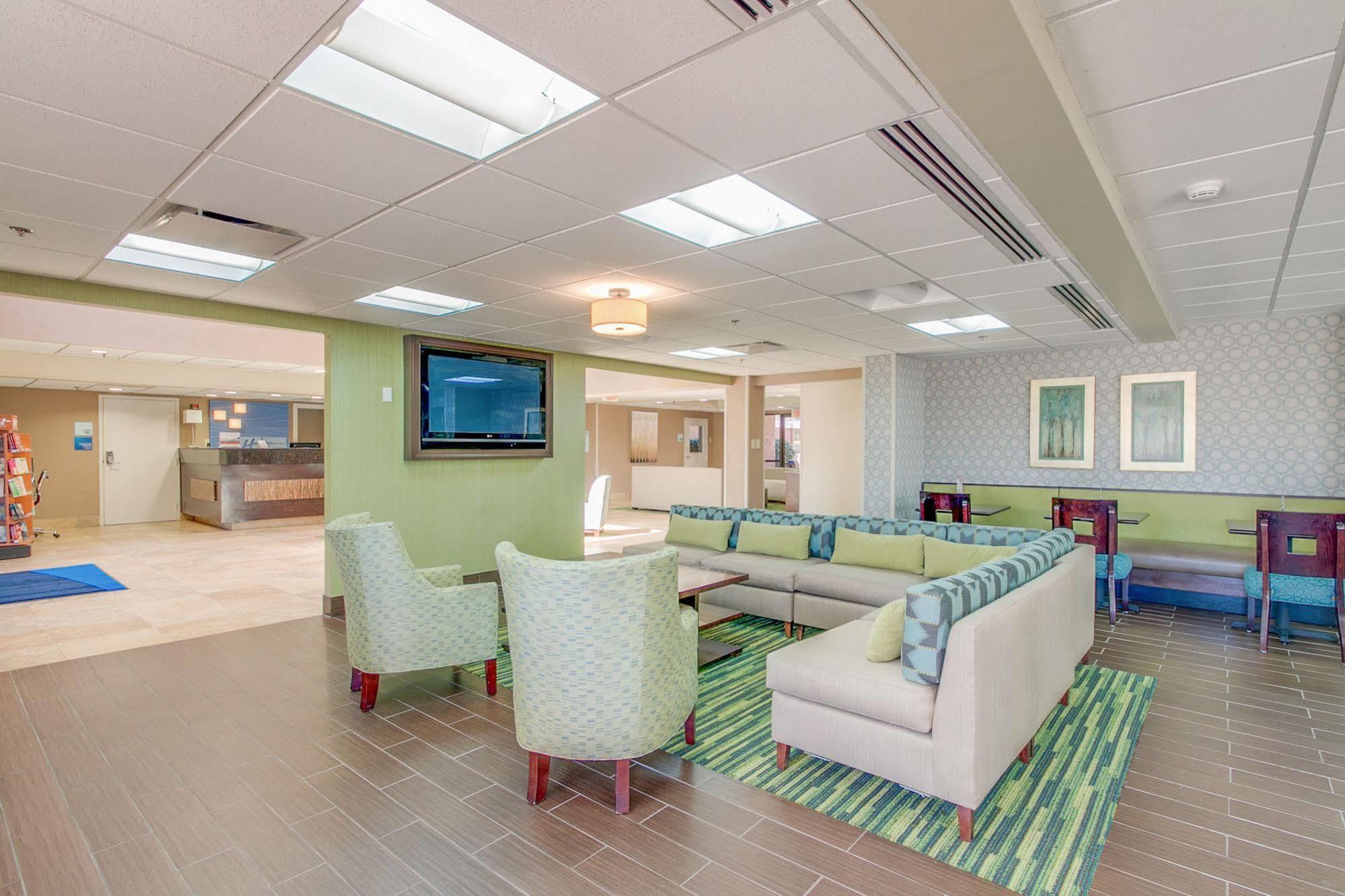 North Chesterfield Holiday Inn Express Hotel & Suites Midlothian Turnpike By Ihg מראה חיצוני תמונה