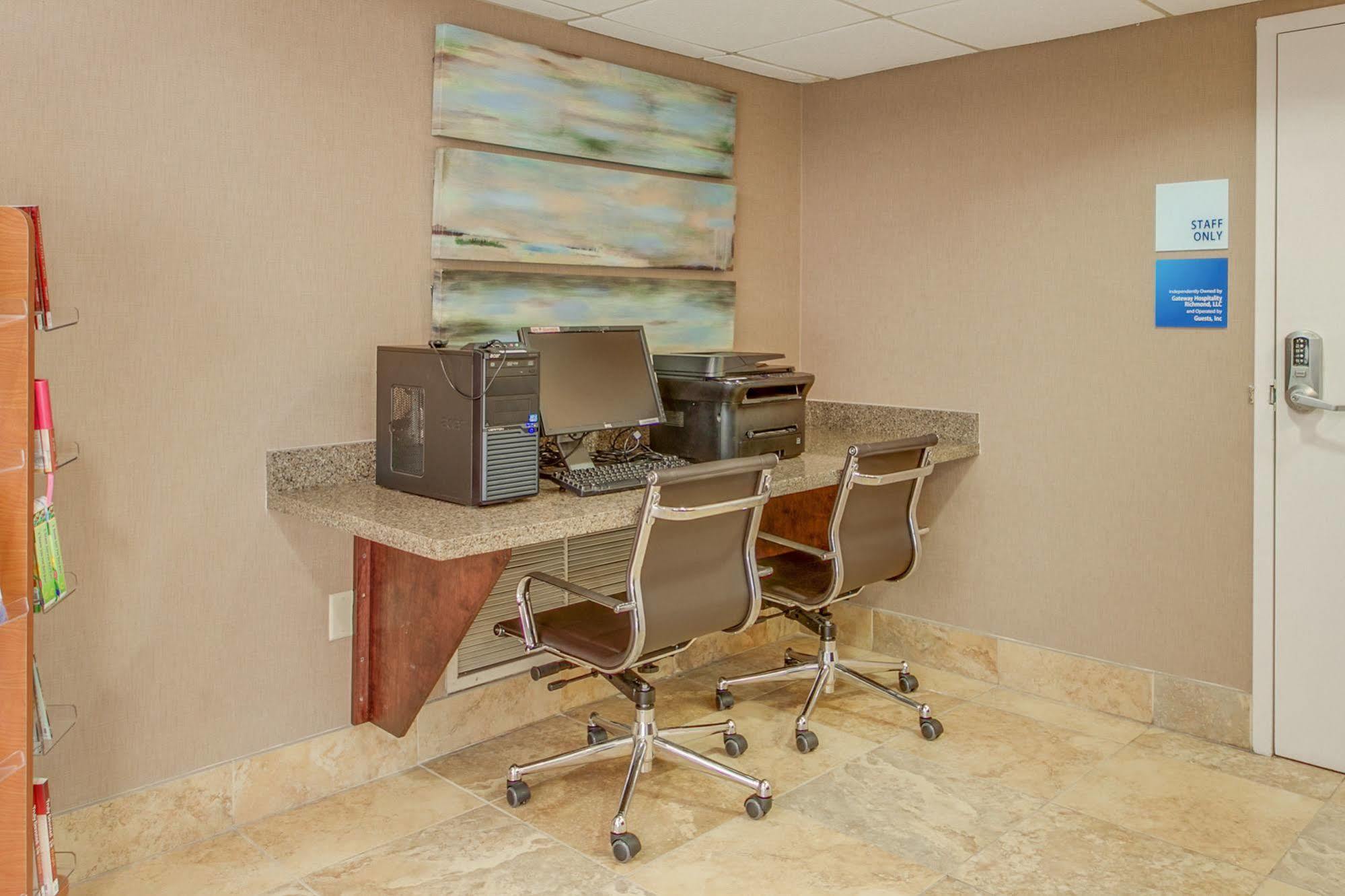 North Chesterfield Holiday Inn Express Hotel & Suites Midlothian Turnpike By Ihg מראה חיצוני תמונה